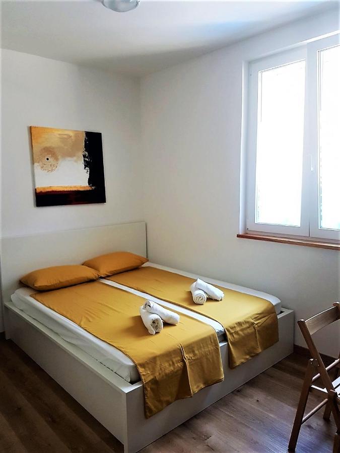 Apartma Soncek Izola Buitenkant foto